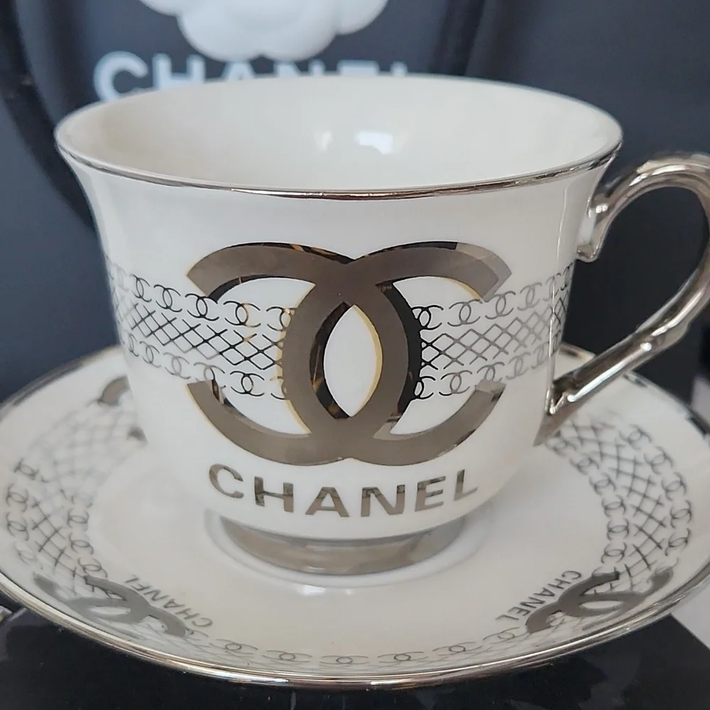 CHANEL Coffee/Tea cup, white/silver - Picture 2 of 6